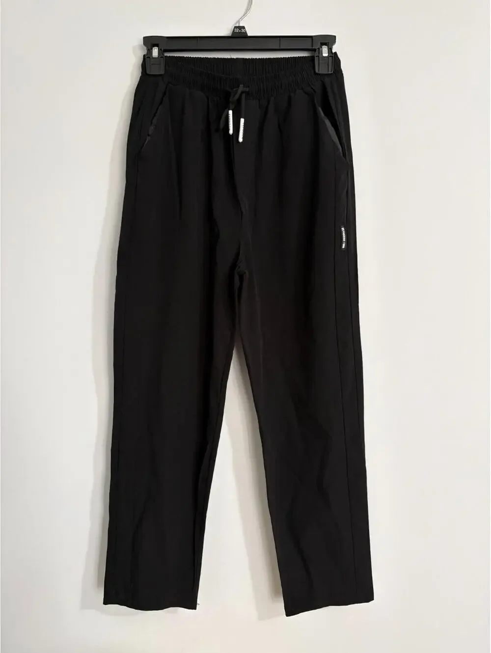 Typhoon NWOT Women's Pull On Joggers Pants Black Size M Lightweight Pockets - Picture 1 of 8